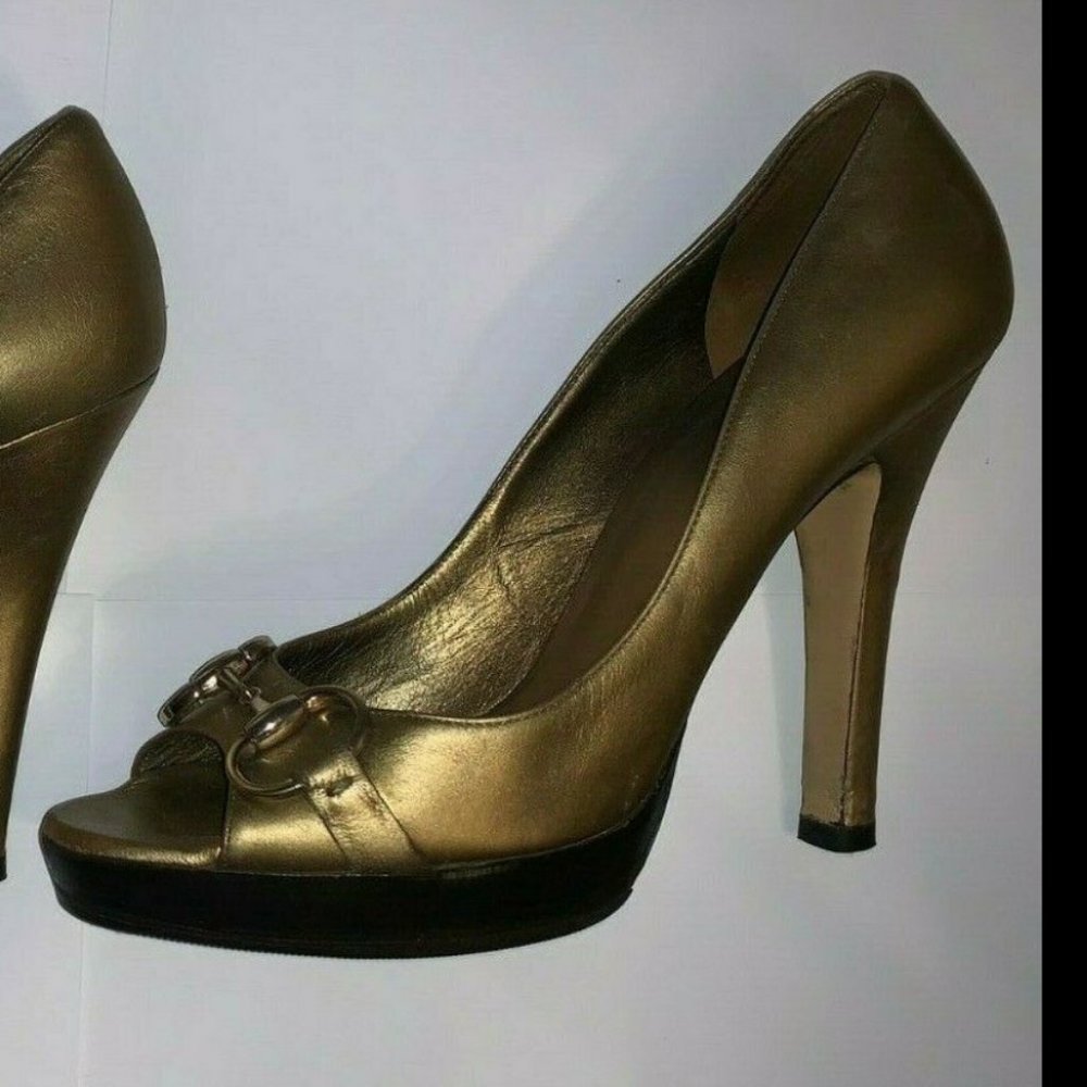 GUCCI GOLD PLATFORM HORSEBIT HEELS PUMPS OPEN-TOE 8.5 RARE!
